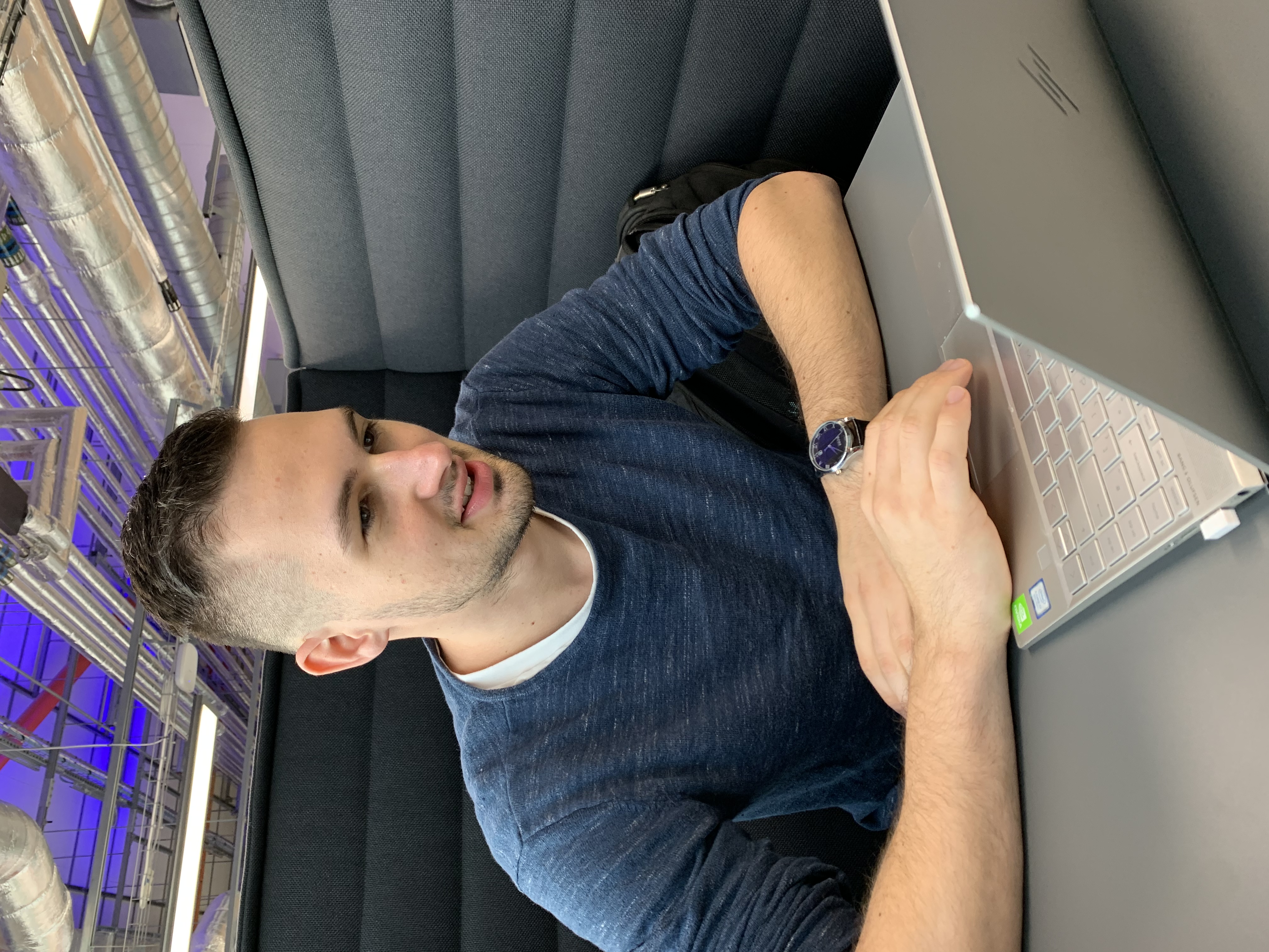 Gabor Oravecz profile picture
